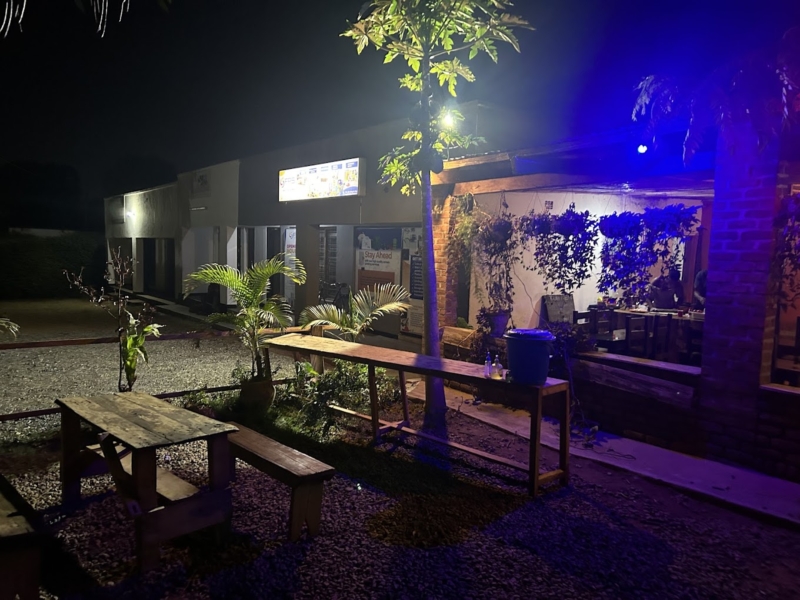 Hey Day Restaurant & Bar