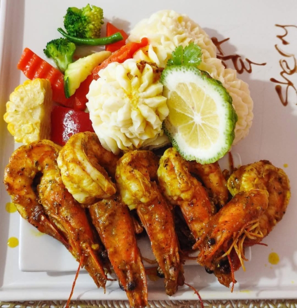 Max and Sherry Dine and Lounge